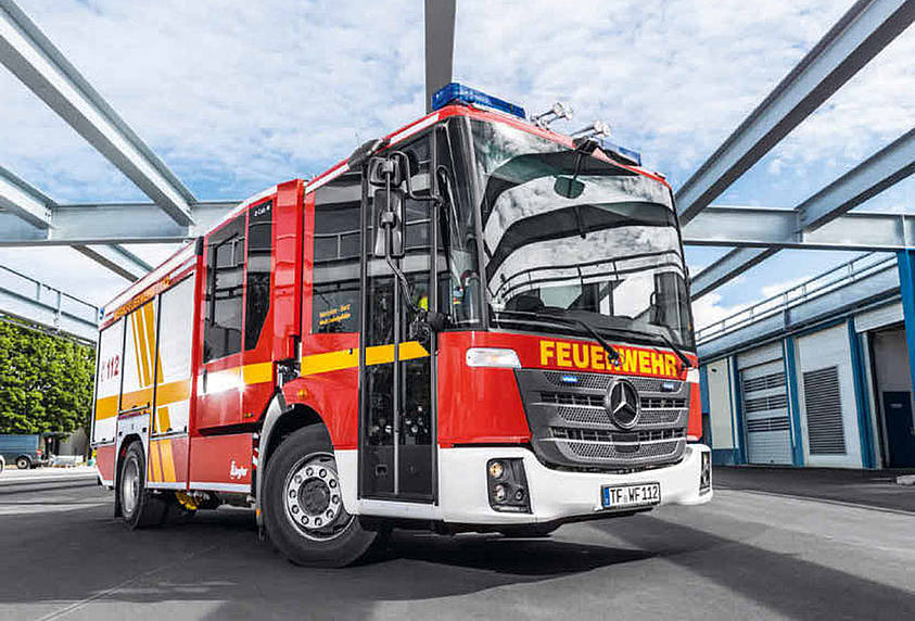 The water tank of the Econic is big enough for a five-minute fire-extinguishing burst.